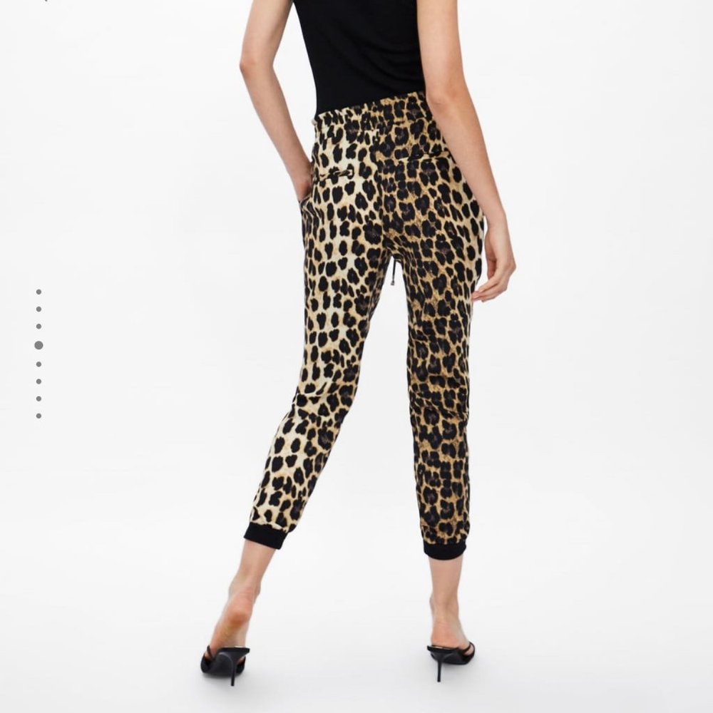 Zara Leopard Print Jogger Pants XS